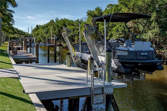 13319 Snook CIR, Naples, FL 34114