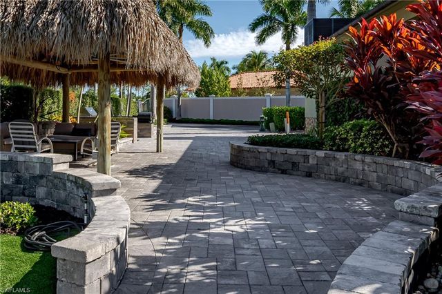 13319 Snook CIR, Naples, FL 34114