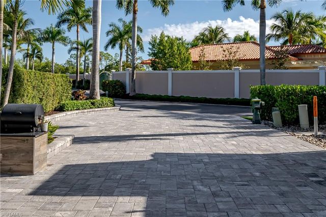 13319 Snook CIR, Naples, FL 34114