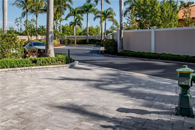 13319 Snook CIR, Naples, FL 34114