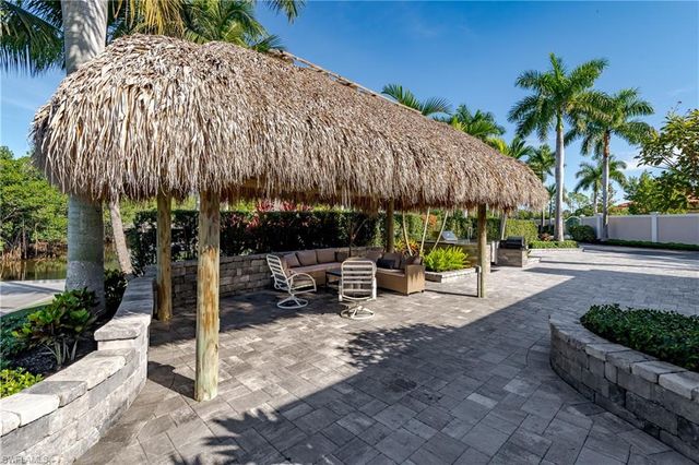 13319 Snook CIR, Naples, FL 34114