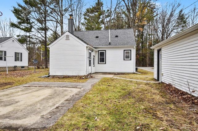 497 Tittabawassee Street, Sanford, MI 48657