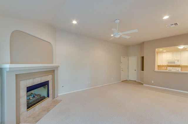 8051 Bay Branch Drive 333, The Woodlands, TX 77382