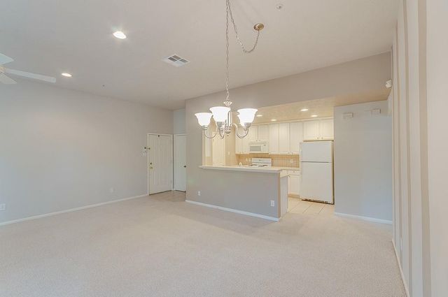8051 Bay Branch Drive 333, The Woodlands, TX 77382