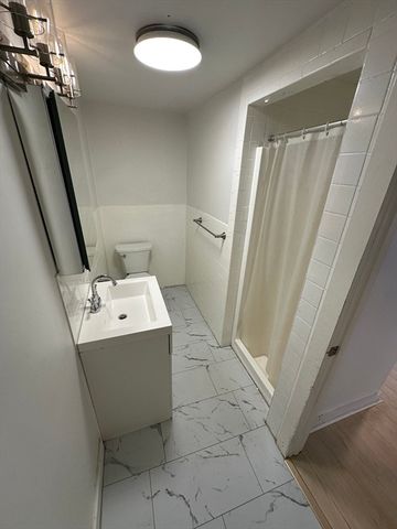 124 Felton St 1, Waltham, MA 02453