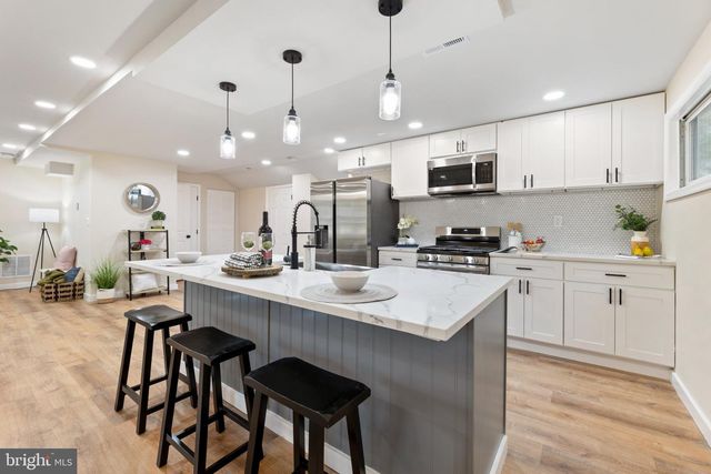 3215 EDGEWOOD RD, Kensington, MD 20895