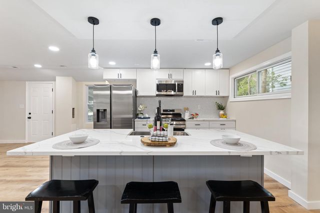 3215 EDGEWOOD RD, Kensington, MD 20895