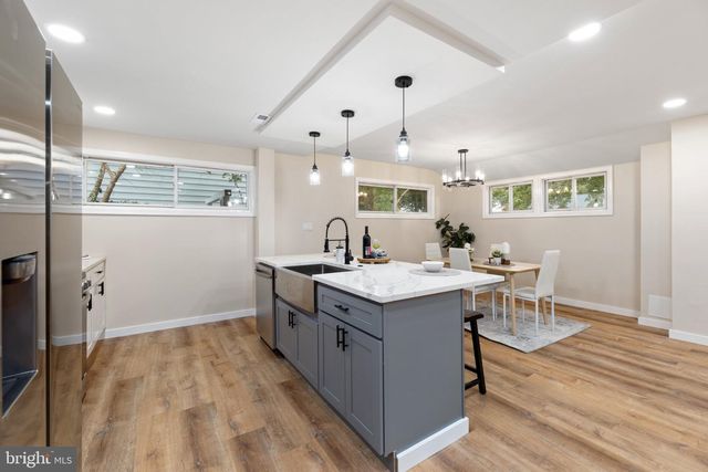 3215 EDGEWOOD RD, Kensington, MD 20895