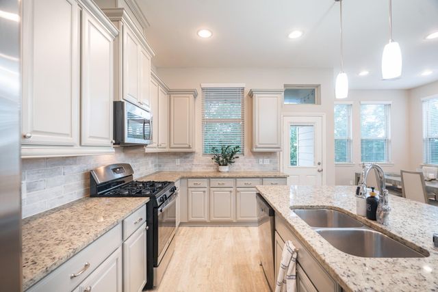 25366 Fallen Acorn Court, Porter, TX 77365