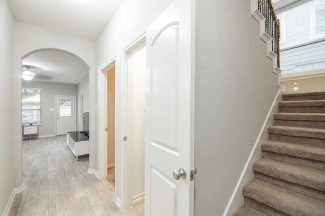 25366 Fallen Acorn Court, Porter, TX 77365