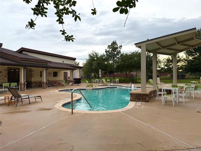 25366 Fallen Acorn Court, Porter, TX 77365