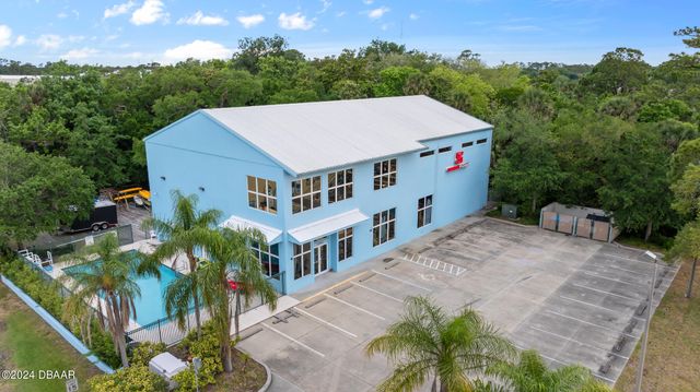 3090 S Ridgewood Avenue, South Daytona, FL 32119