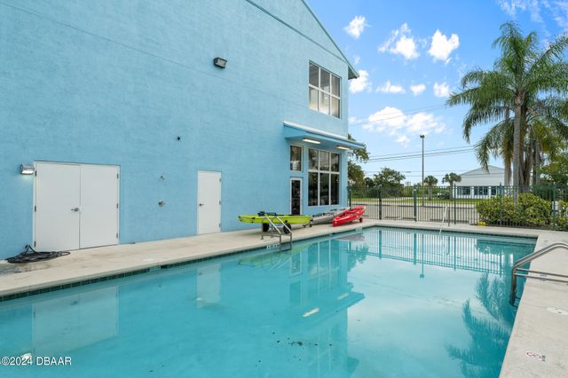 3090 S Ridgewood Avenue, South Daytona, FL 32119