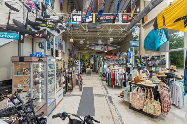 3090 S Ridgewood Avenue, South Daytona, FL 32119