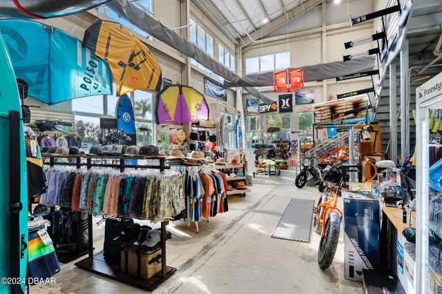 3090 S Ridgewood Avenue, South Daytona, FL 32119