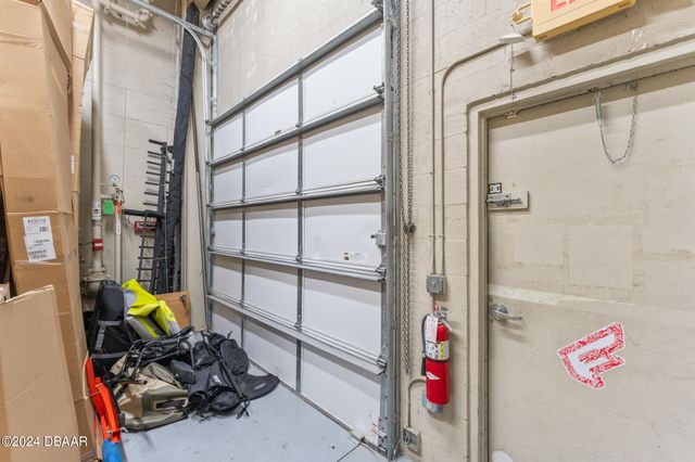 3090 S Ridgewood Avenue, South Daytona, FL 32119