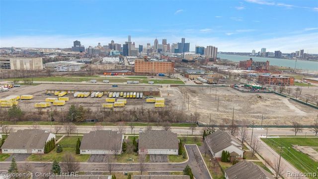 1227 16th Street, Detroit, MI 48216