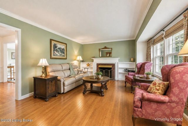 3323 Wellingmoor Ave, Louisville, KY 40218