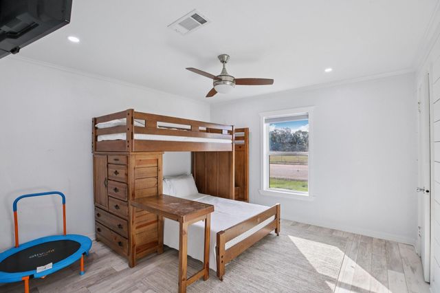 1506 Colorado Avenue, La Marque, TX 77568