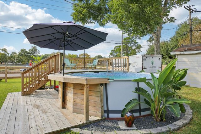 1506 Colorado Avenue, La Marque, TX 77568