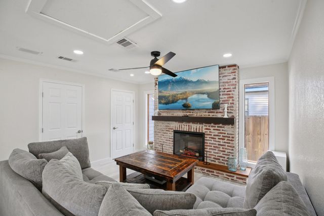 1506 Colorado Avenue, La Marque, TX 77568