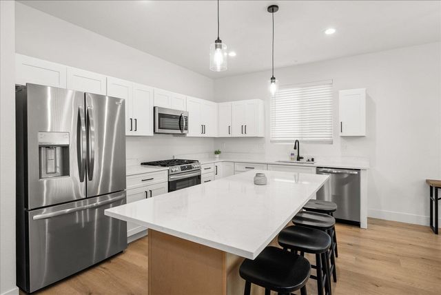 17810 E 3RD Ln, Spokane Valley, WA 99016