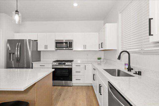 17810 E 3RD Ln, Spokane Valley, WA 99016