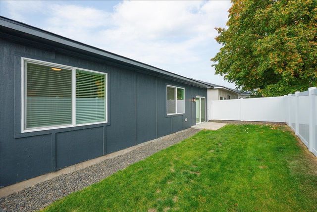 17810 E 3RD Ln, Spokane Valley, WA 99016