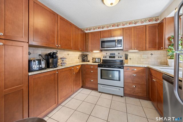 93 Clintonville Road 4, North Branford, CT 06472