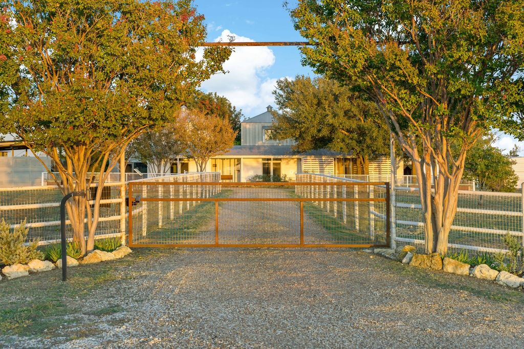 2436 Big Sky Trail, Ponder, TX 76259 — photo 5