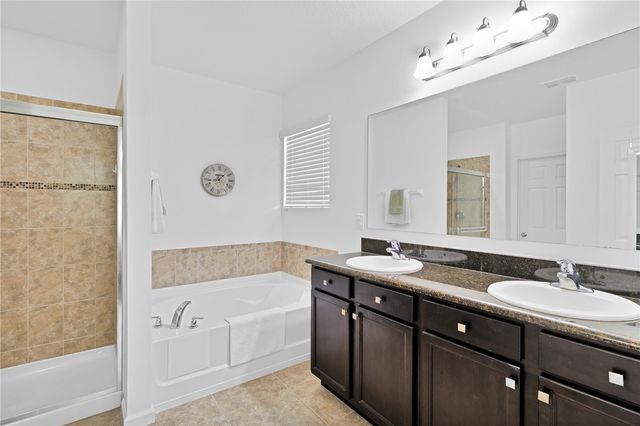 1591 Lexington Square SW, Vero Beach, FL 32962