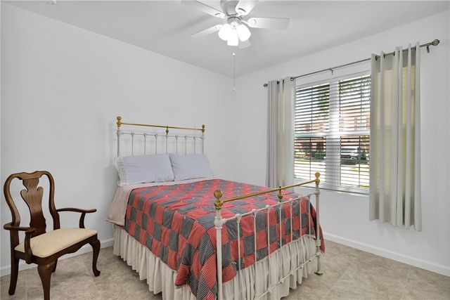 1591 Lexington Square SW, Vero Beach, FL 32962