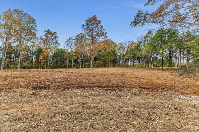 4136 Shores Rd, Murfreesboro, TN 37128