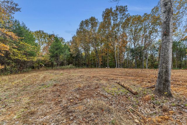 4136 Shores Rd, Murfreesboro, TN 37128