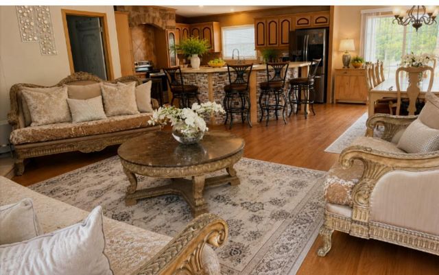 438 Kellar RD, Smithville, TX 78957