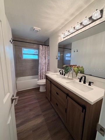 119 E 143RD AVENUE, Tampa, FL 33613