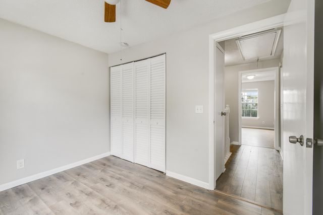 110 OLD ENGLISH Court, Jupiter, FL 33458
