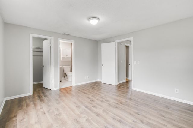 110 OLD ENGLISH Court, Jupiter, FL 33458