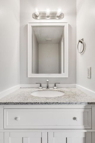 110 OLD ENGLISH Court, Jupiter, FL 33458