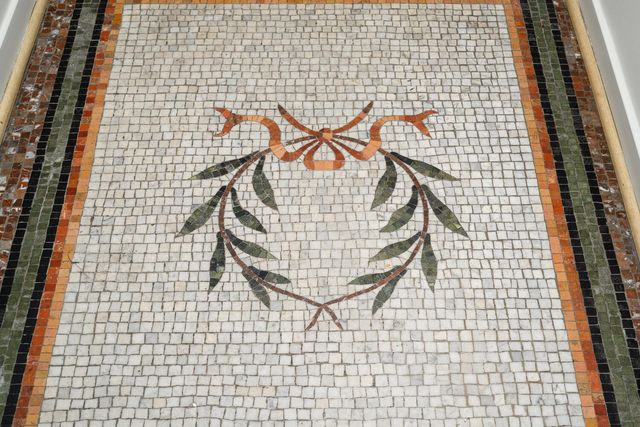 2729 N Hampden Court, Chicago, IL 60614