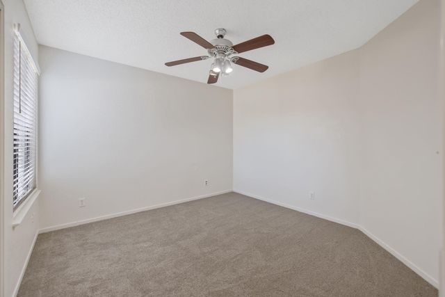 1907 E Vine Avenue, Visalia, CA 93292