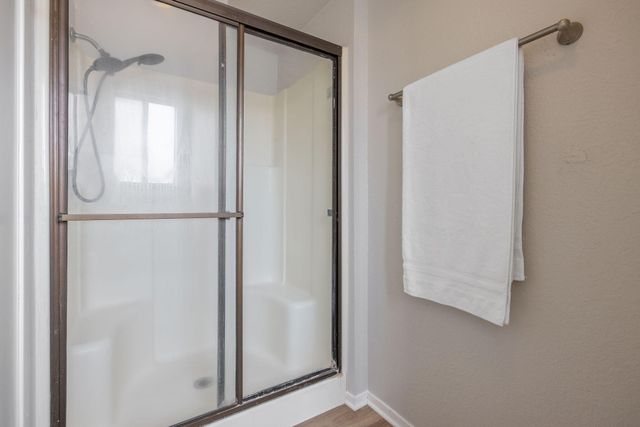 1907 E Vine Avenue, Visalia, CA 93292