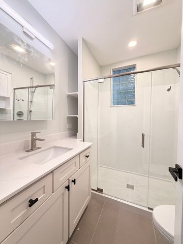 2342 N Kimball Avenue 2, Chicago, IL 60647