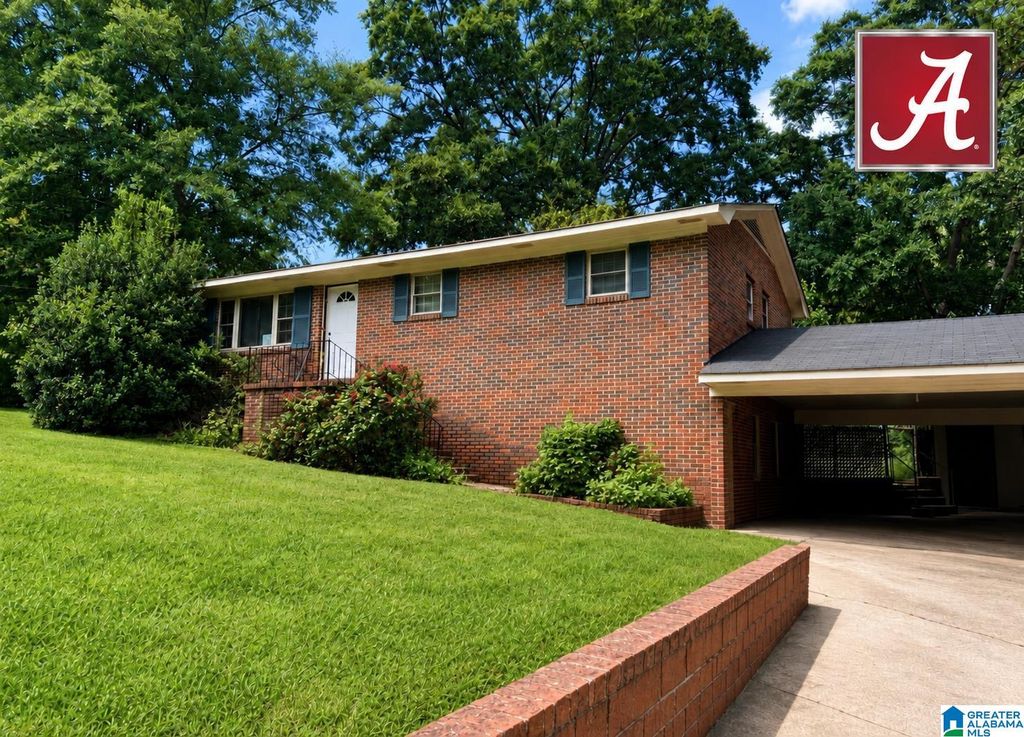 3826 SPRINGHILL DRIVE, Tuscaloosa, AL 35405