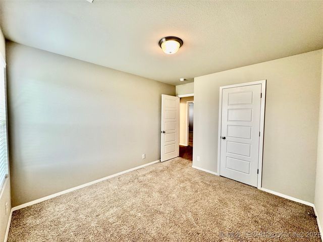 2006 S 15th Street, Broken Arrow, OK 74012