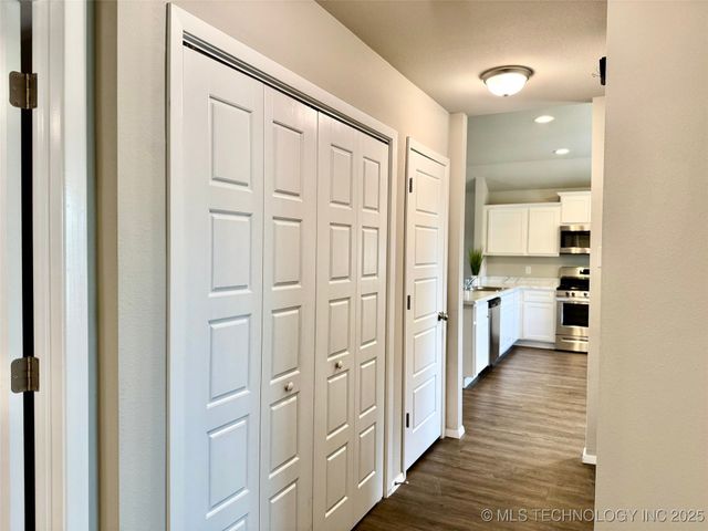 2006 S 15th Street, Broken Arrow, OK 74012