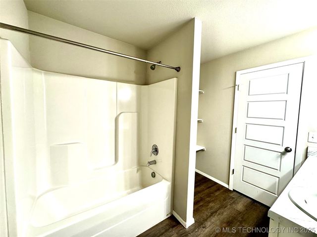 2006 S 15th Street, Broken Arrow, OK 74012