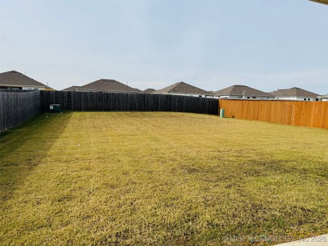 2006 S 15th Street, Broken Arrow, OK 74012