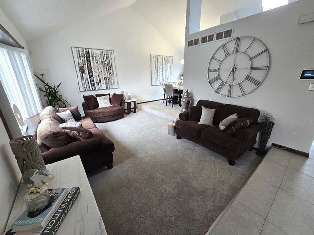 22709 Jamie Court, Richton Park, IL 60471