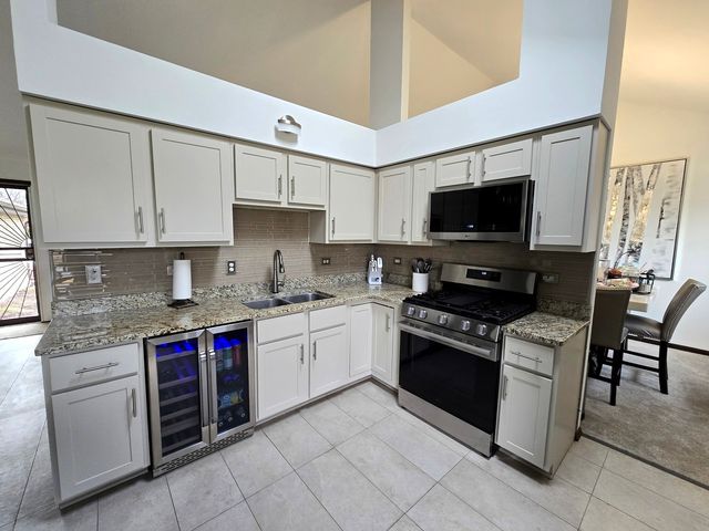 22709 Jamie Court, Richton Park, IL 60471